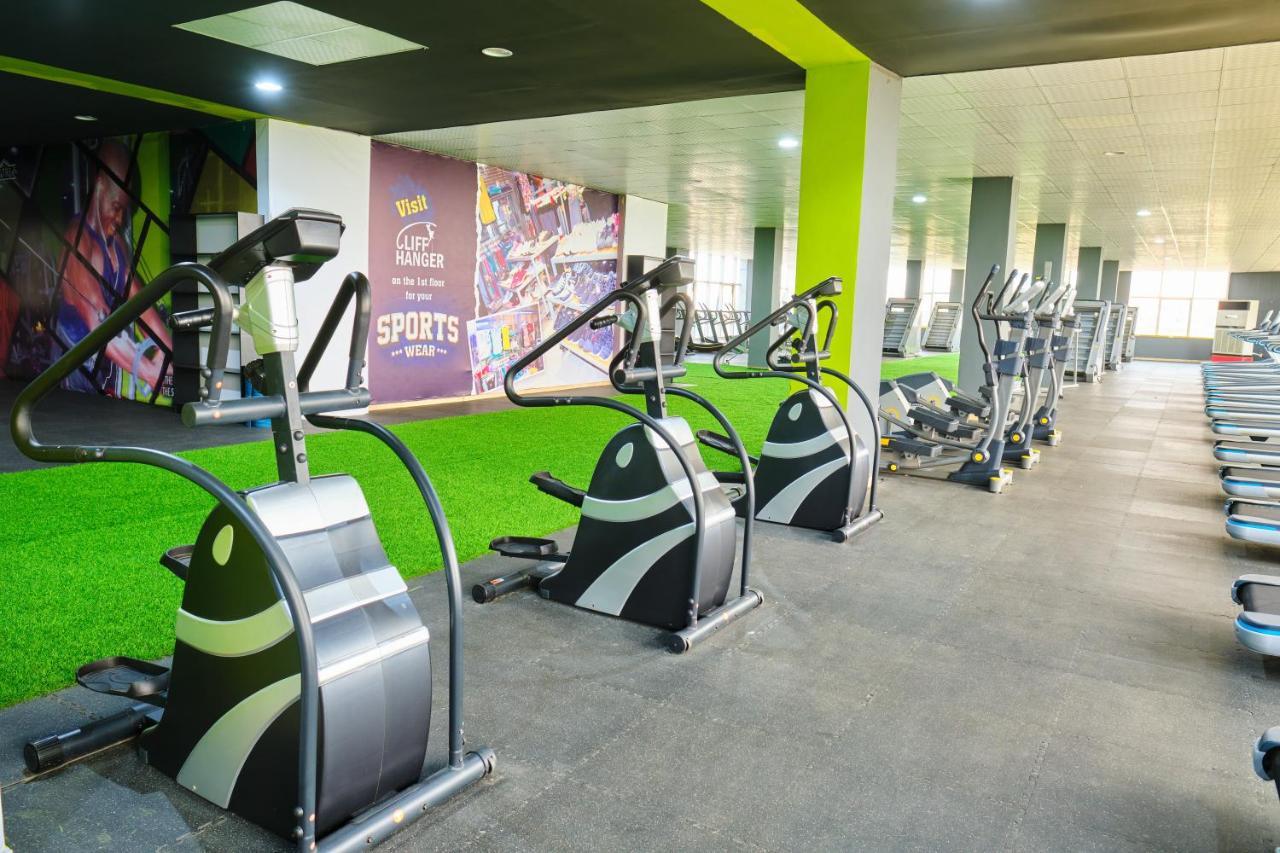 Legon City Mall Short Stay Apartments For Business And Vacation - East Legon อักกรา ภายนอก รูปภาพ