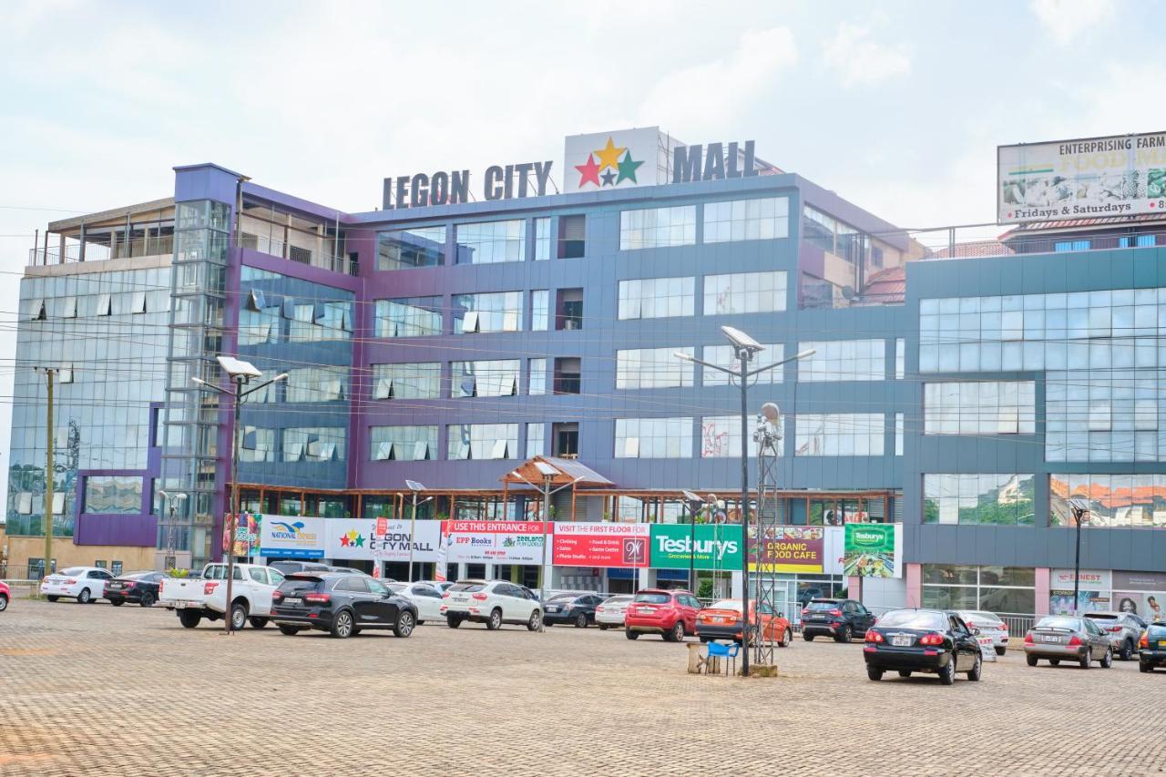 Legon City Mall Short Stay Apartments For Business And Vacation - East Legon อักกรา ภายนอก รูปภาพ