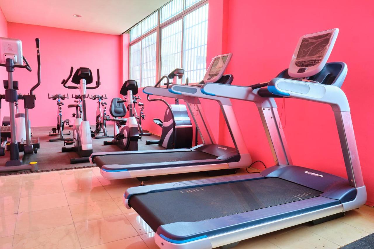Legon City Mall Short Stay Apartments For Business And Vacation - East Legon อักกรา ภายนอก รูปภาพ