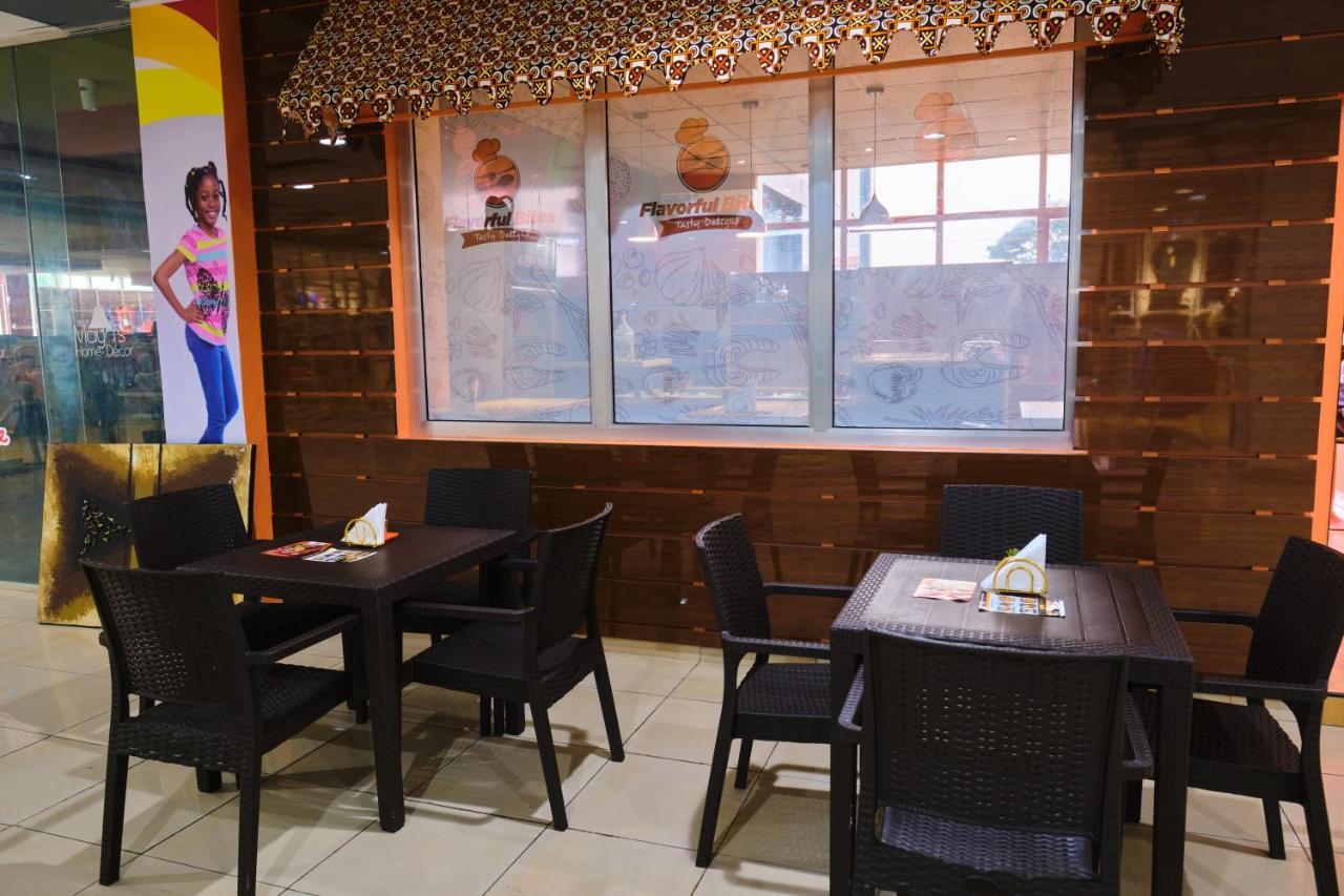 Legon City Mall Short Stay Apartments For Business And Vacation - East Legon อักกรา ภายนอก รูปภาพ