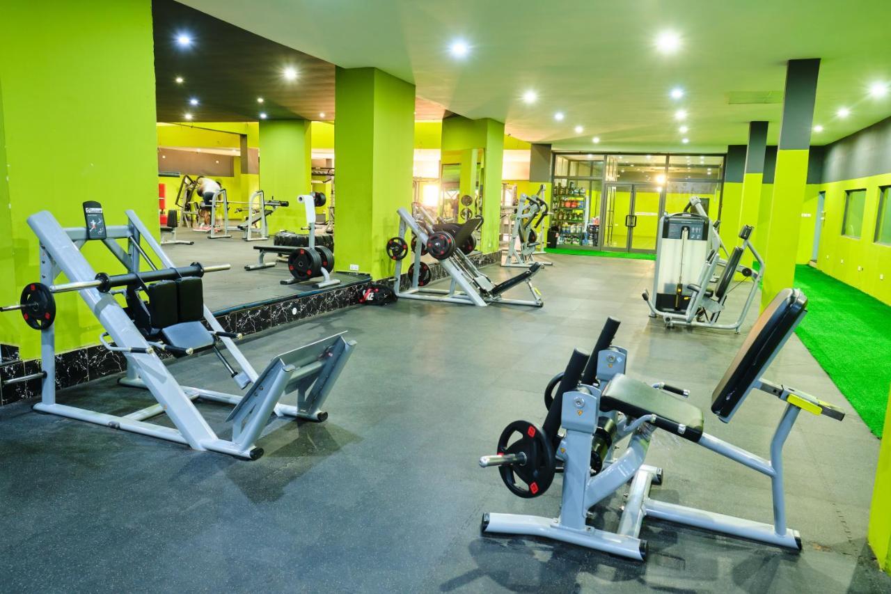 Legon City Mall Short Stay Apartments For Business And Vacation - East Legon อักกรา ภายนอก รูปภาพ
