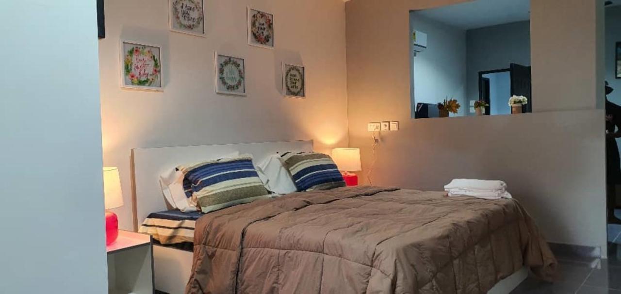 Legon City Mall Short Stay Apartments For Business And Vacation - East Legon อักกรา ภายนอก รูปภาพ
